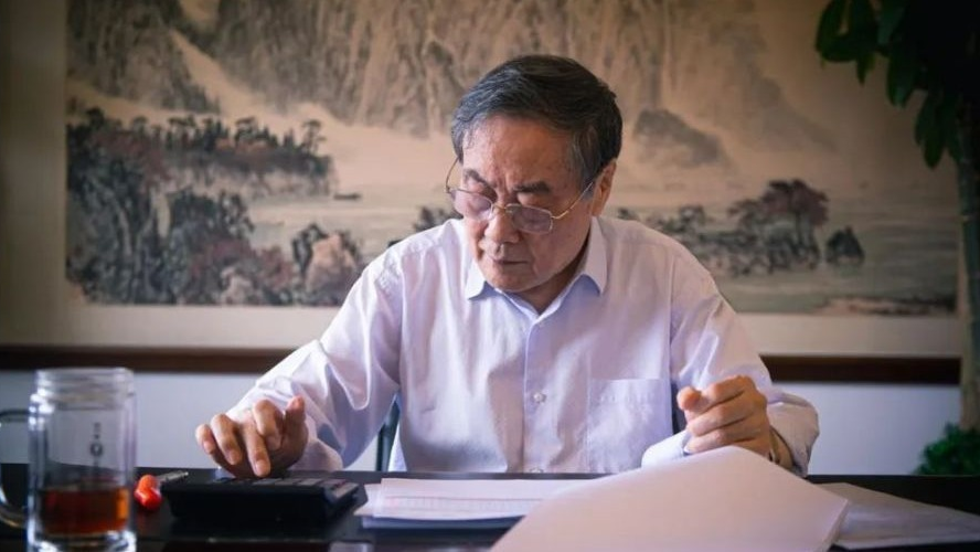 从不辞退超45岁员工的他，留下这个&hellip;&hellip;