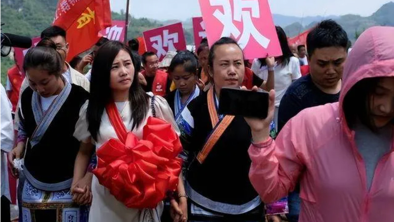 追击1313天，34岁的她为5岁的她报了仇